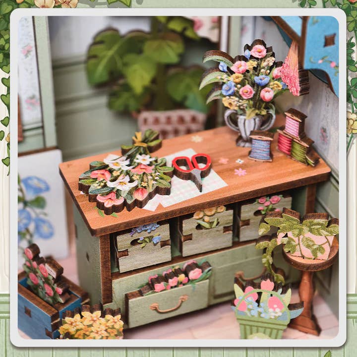 CHAMPS-ÉLYSÉES FLORIST 3-D WOODEN MINIATURE BOOK NOOK KIT - Image 5