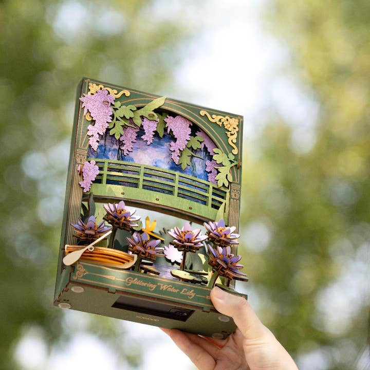 GLITTERING WATER LILY 3D WOODEN PUZZLE KIT - Image 4