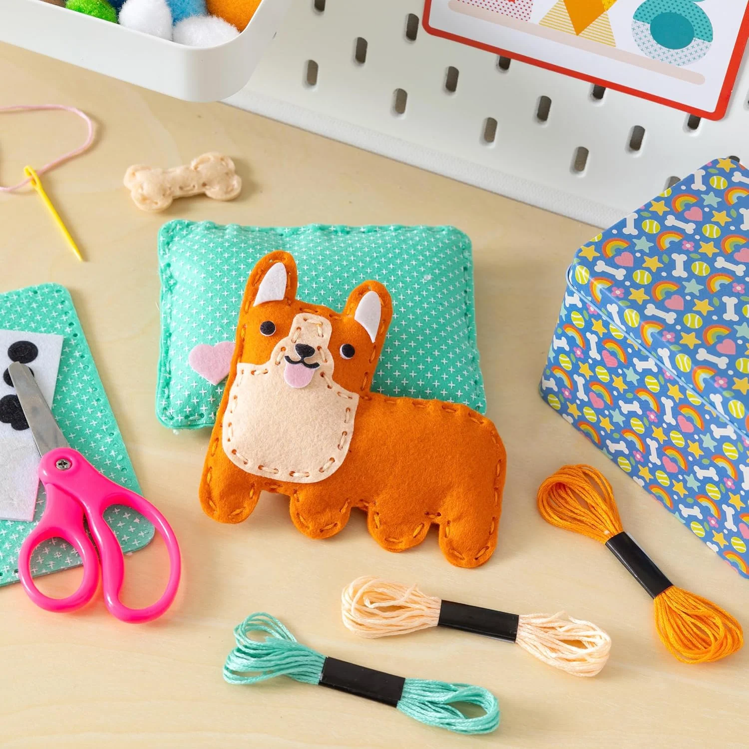 POCKET PET CORGI MINI CRAFT KIT - Image 2