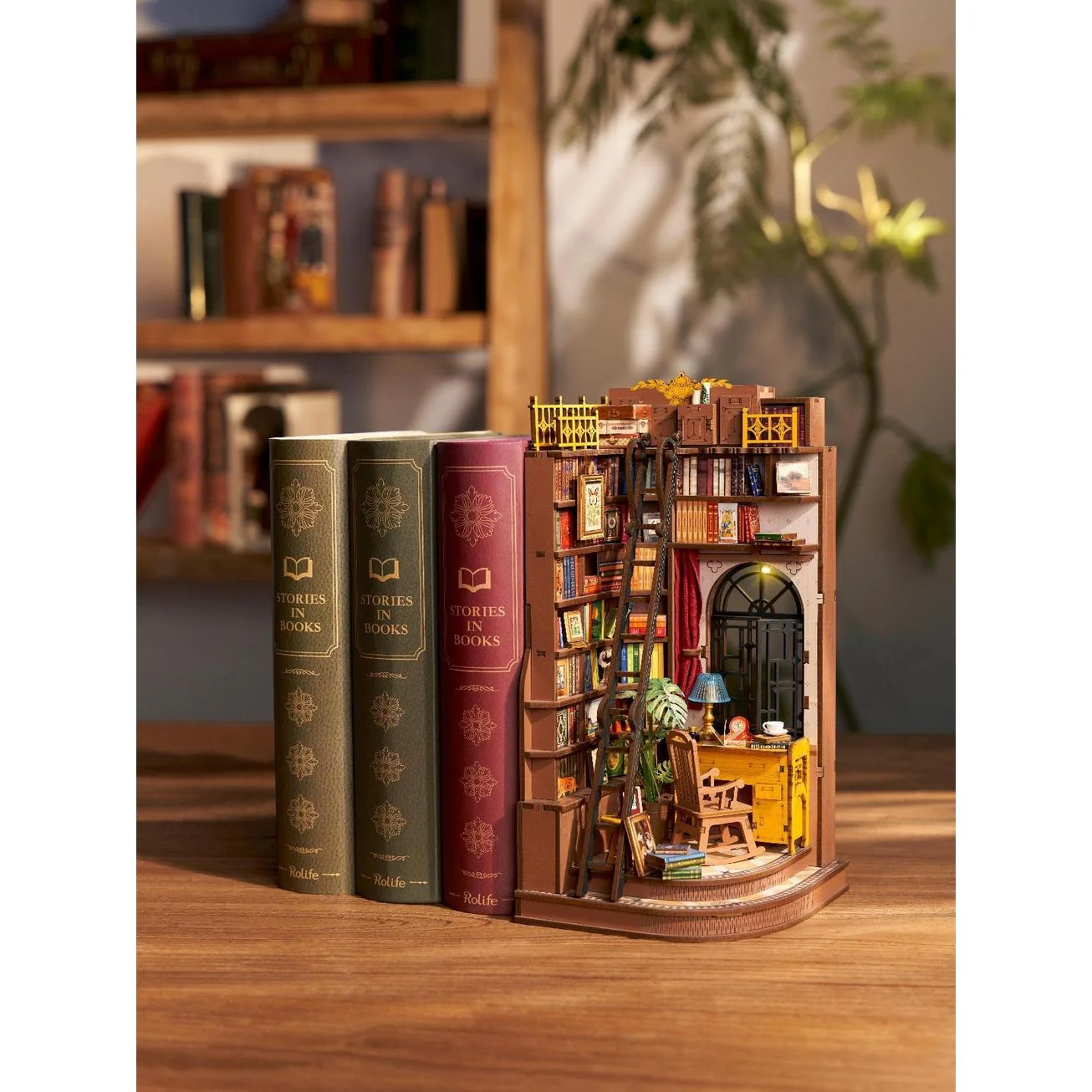 SILENT CORNER STUDY 3-D WOODEN MINIATURE KIT - Image 2