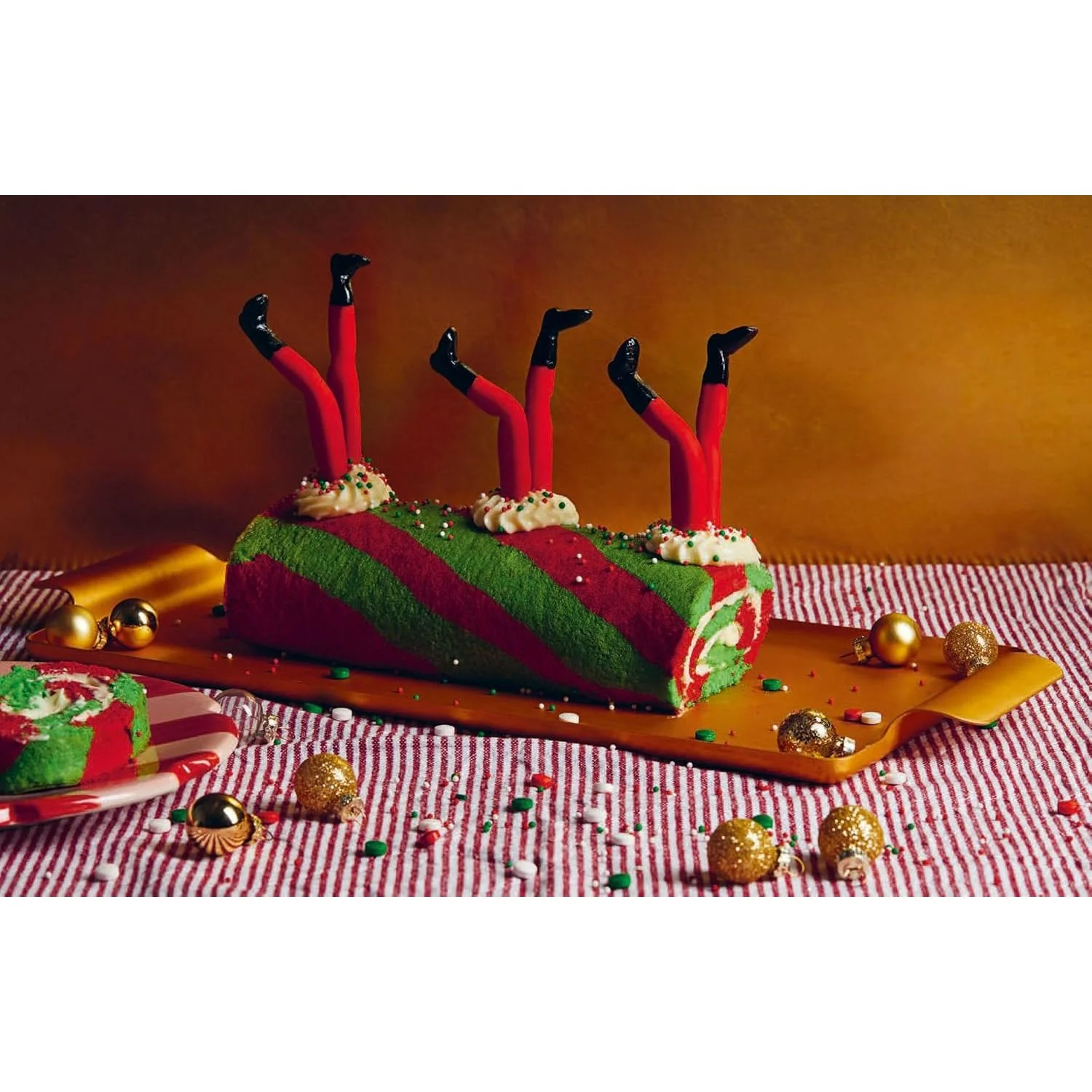 THE BOOK OF GINGERBREAD BY HELENA GARCIA - Image 2